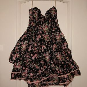 Floral strapless mini dress